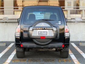 
									MITSUBISHI Pajero 3.0 Short VR-I 4WD Black 2010′ KEFGX full								