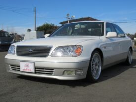 TOYOTA Celsior C Specifications Pearl White/Gray 1997′ L83TZ
