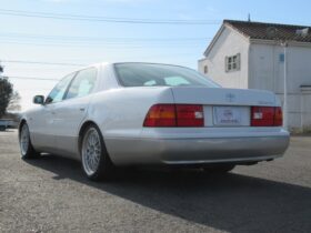 
									TOYOTA Celsior C Specifications Pearl White/Gray 1997′ L83TZ full								