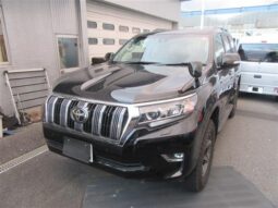 TOYOTA Land Cruiser Prado 2.7 TX L Package 7 Persons Black 2023′ LPKTM