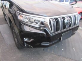 TOYOTA Land Cruiser Prado 2.7 TX L Package 7 Persons Black 2023′ LPKTM