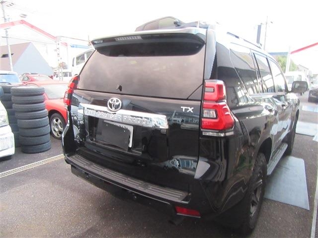 TOYOTA Land Cruiser Prado 2.7 TX L Package 7 Persons Black 2023′ LPKTM