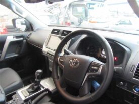 TOYOTA Land Cruiser Prado 2.7 TX L Package 7 Persons Black 2023′ LPKTM